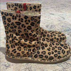 Girls Mini Boden cheetah cosy short boots 6 38